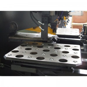 CNC High Speed Drilling Machine of Sheet Metal3