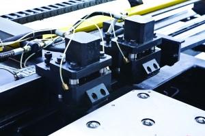 Hole punching machine